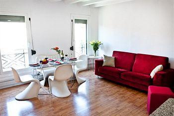 La Pedrera Apartment Barcelona Eksteriør billede