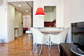 La Pedrera Apartment Barcelona Eksteriør billede